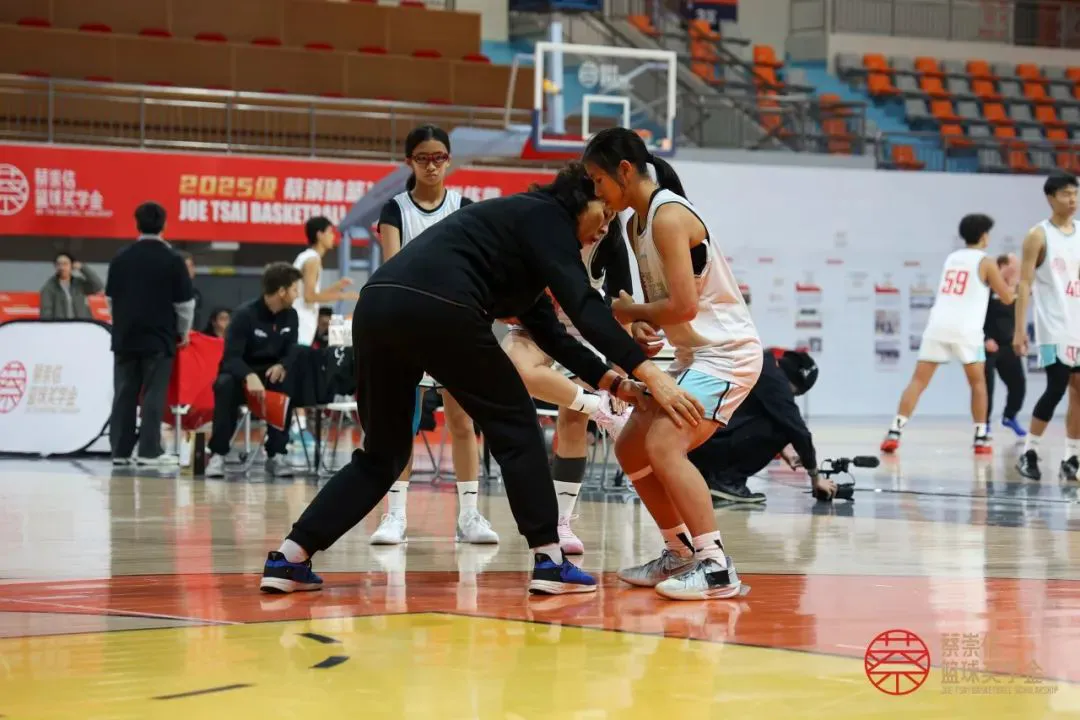 如何结合视频分析进行篮球模拟训练_2